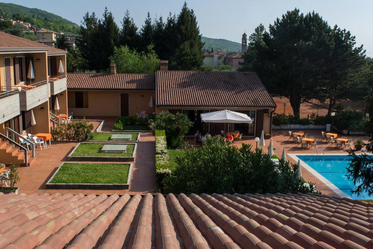 Residence Liana Albisano ตอร์รีเดลเบนาโก ภายนอก รูปภาพ
