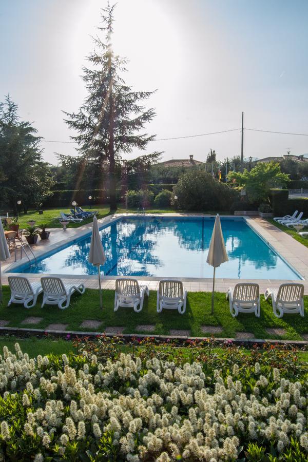 Residence Liana Albisano ตอร์รีเดลเบนาโก ภายนอก รูปภาพ
