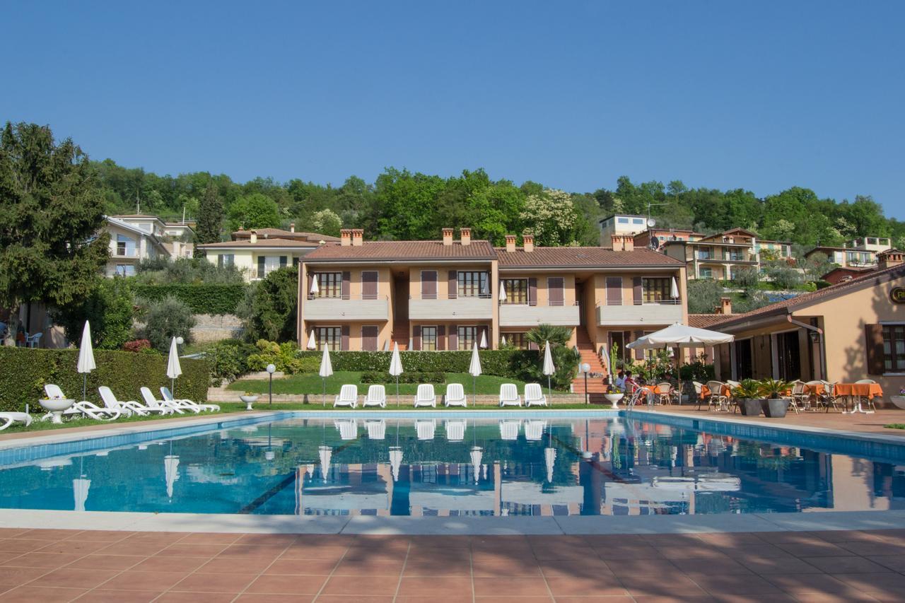 Residence Liana Albisano ตอร์รีเดลเบนาโก ภายนอก รูปภาพ